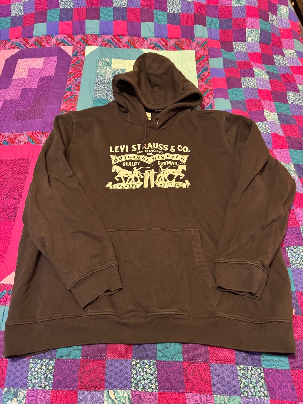 Levi's Men’s BlCk Hooded Sweatshirt